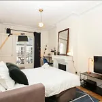 Notre-dame - 1br With Balcony - Cityapartmentstay Apartament *