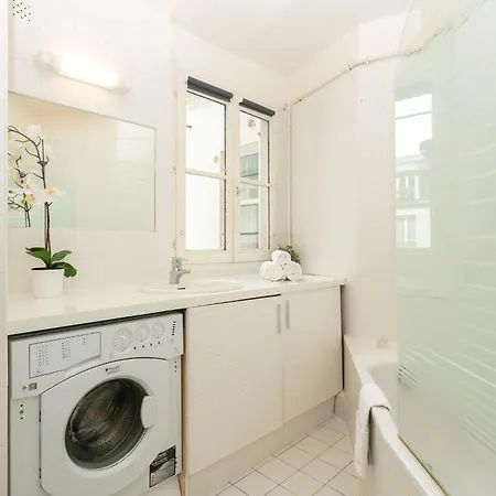 Notre-dame - 1br With Balcony - Cityapartmentstay Paříž